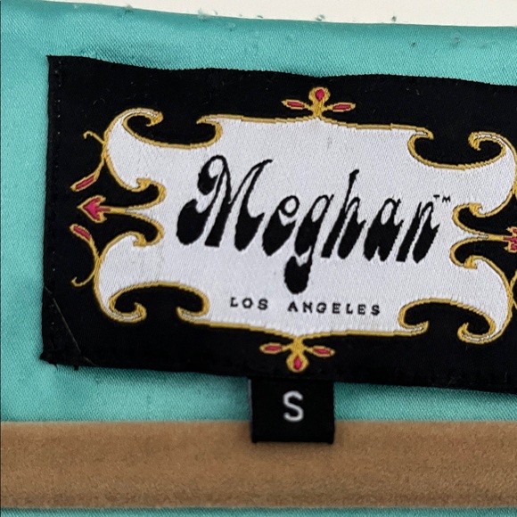 Meghan LA Black Feather Pattern Dress - Picture 3 of 4